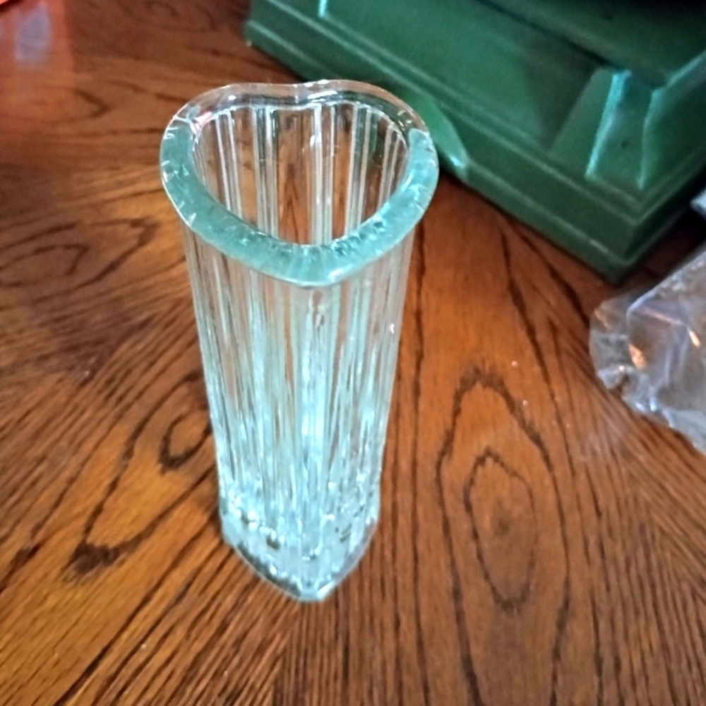 Vintage 1982 Tall 7.5" FTD Heart Shaped Vase